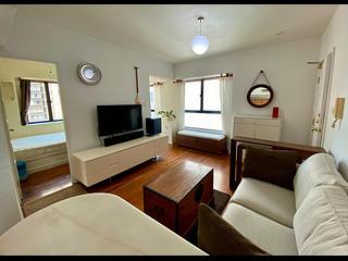 Sai Ying Pun - Richsun Garden 03