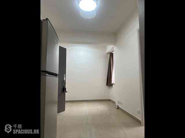 Wan Chai - Antung Building 08