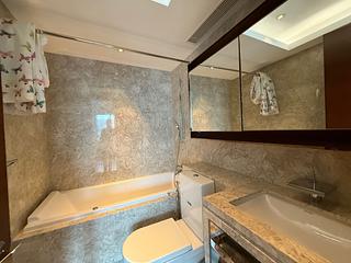Wong Chuk Hang - Marinella 10