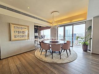 Mid Levels Central - Regal Crest 09