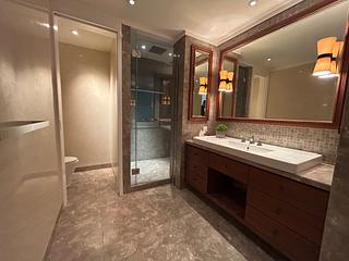 Mid Levels Central - Grenville House 07