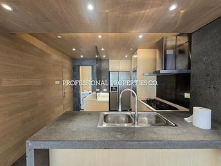 Mid Levels West - Realty Gardens Vienna Court (Block 5) 07