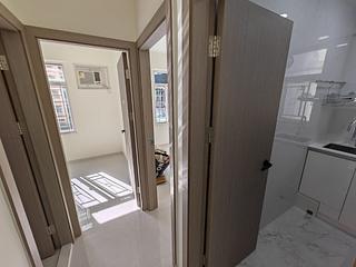 Causeway Bay - Lockhart House 08