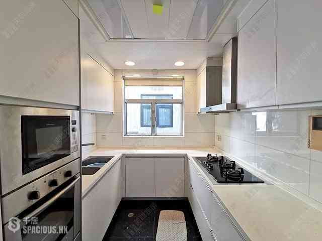 The Peak - Peak Villas 05