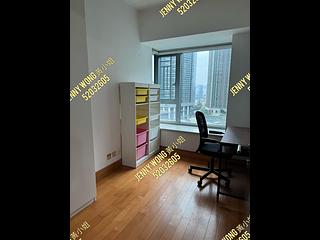 West Kowloon - The Harbourside 02