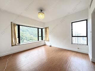 Mid Levels Central - Tavistock II 06