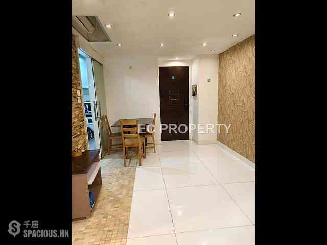 Wan Chai - Sai Kou Building 02