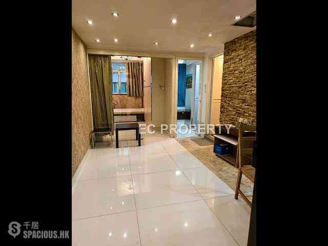 Wan Chai - Sai Kou Building 01