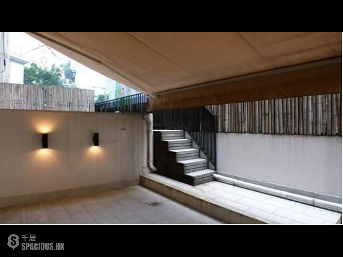 Mid Levels West - Chong Yuen 01