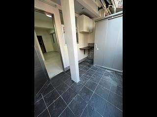 Wan Chai - Everwin Mansion 02