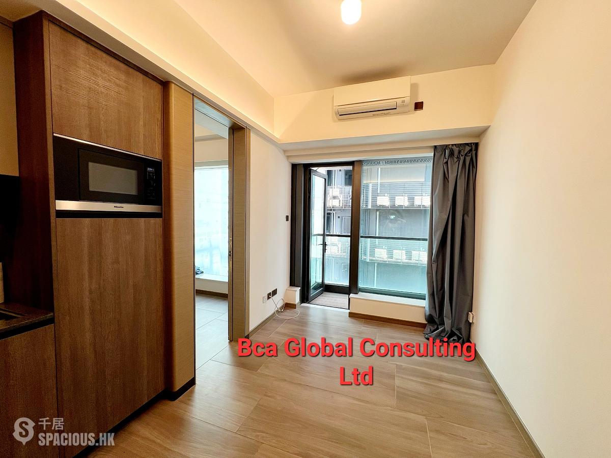 Sai Ying Pun - One・Artlane 01