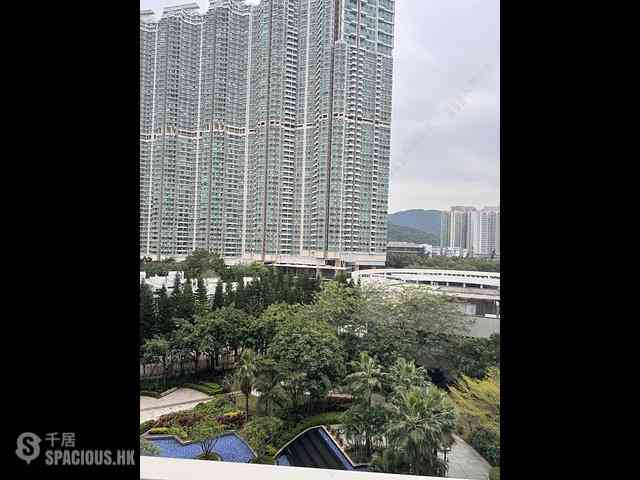 Tung Chung - Coastal Skyline Phase 4 Le Bleu Deux Block 5 01