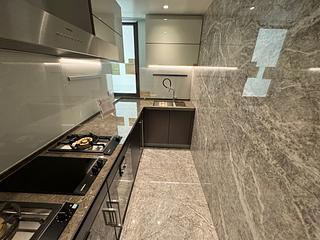 Wong Chuk Hang - The Southside Phase 3B Blue Coast Tower 1B 09