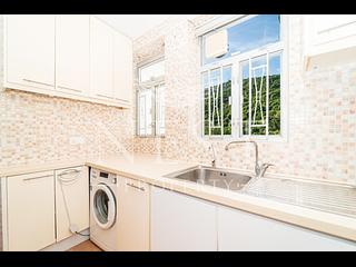 Pok Fu Lam - Four Winds Apartment 05