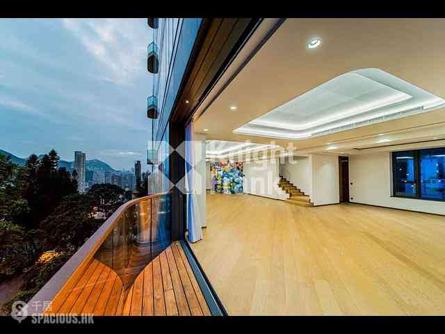 Jardines Lookout - Dukes Place 01