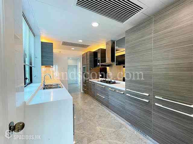 Mid Levels Central - The Harbourview 09