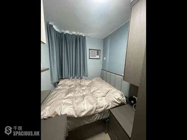 Sheung Wan - Queen's Terrace Block 1 01