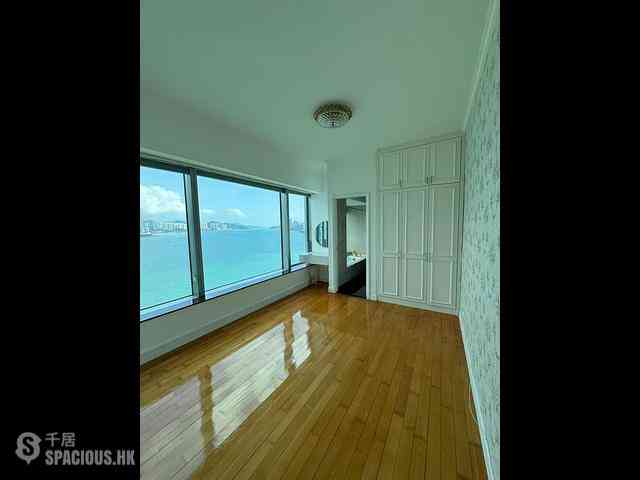 Whampoa Garden - Harbourfront Landmark 01