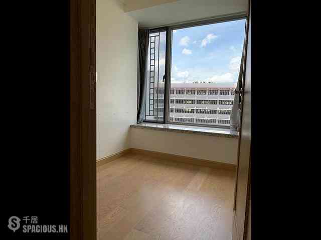 Hung Hom - Stars By The Harbour 12