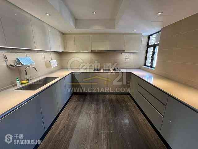 Causeway Bay - Fontana Gardens Block 14-17 14