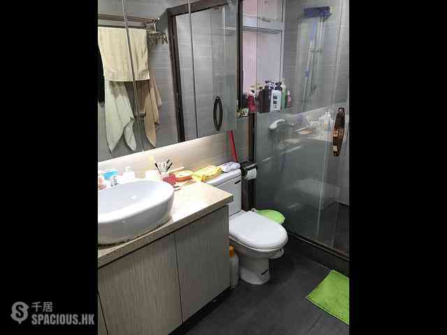 Causeway Bay - Shun Hing Building 01