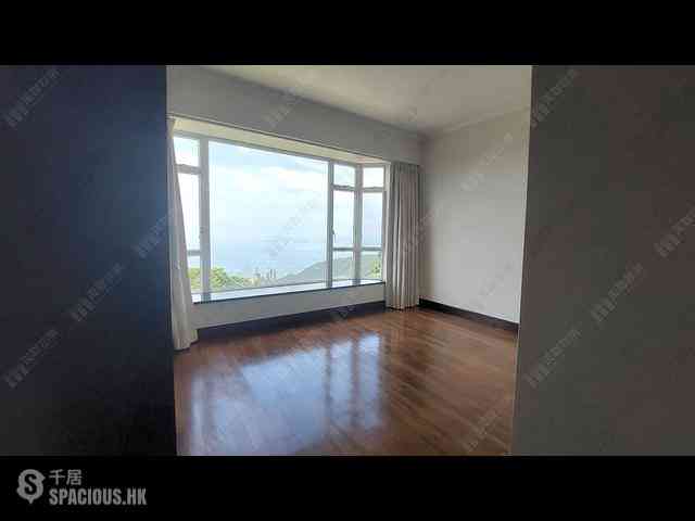 The Peak - The Mount Austin Block 3 07