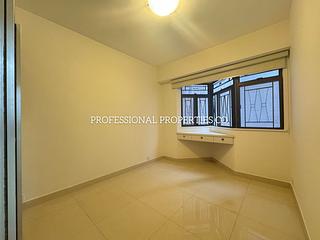 Mid Levels Central - Po Yue Yuk Building 07
