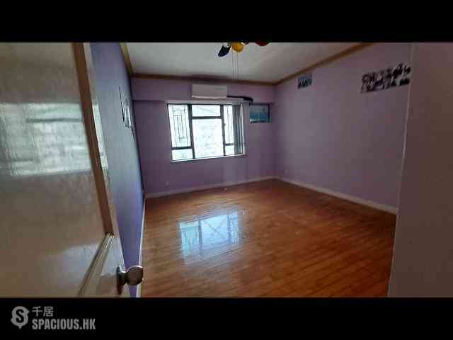 Pok Fu Lam - Baguio Villa Block 48 06