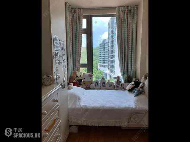 Tsuen Wan - The Cairnhill Phase 2 Block 11 05