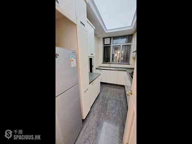 Tsuen Wan - The Cairnhill Phase 1 Block 1 07