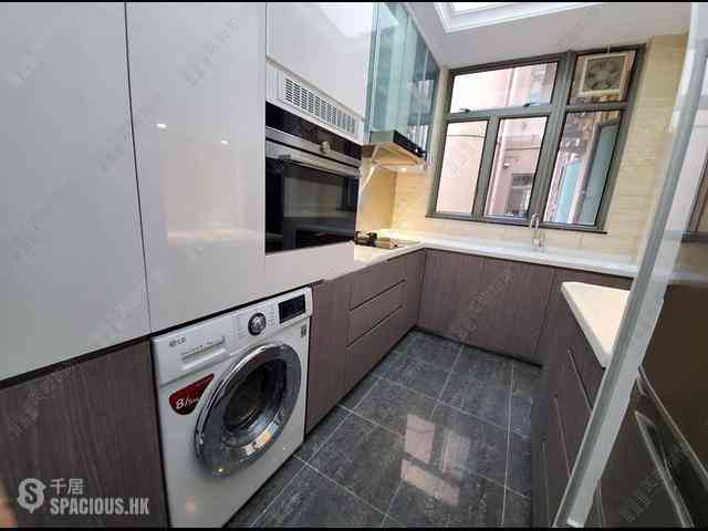 Tsuen Wan - The Cairnhill Phase 2 Block 16 04