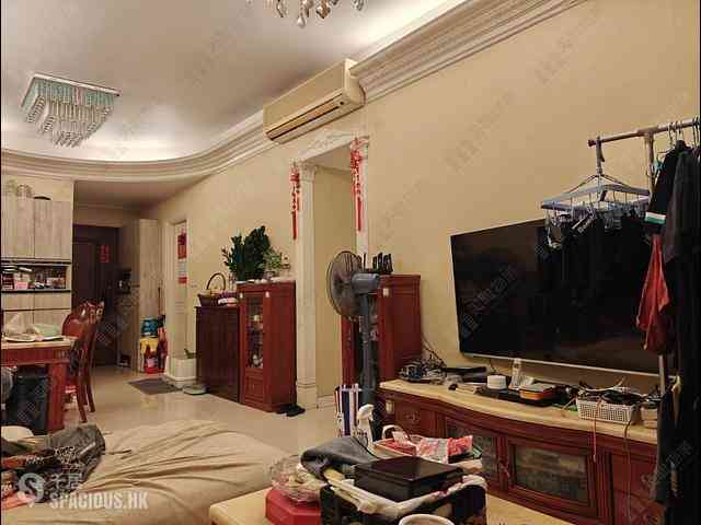 Tsuen Wan - The Cairnhill Phase 1 Block 3 02