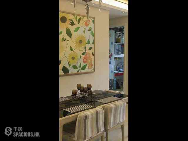 Tsuen Wan - The Cairnhill Phase 1 Block 10 08