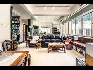 Pok Fu Lam - May Court 03
