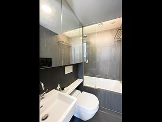 Wan Chai - The Oakhill 02