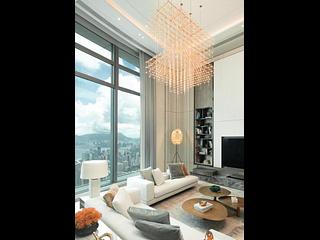 Stubbs Road - The Summit 02