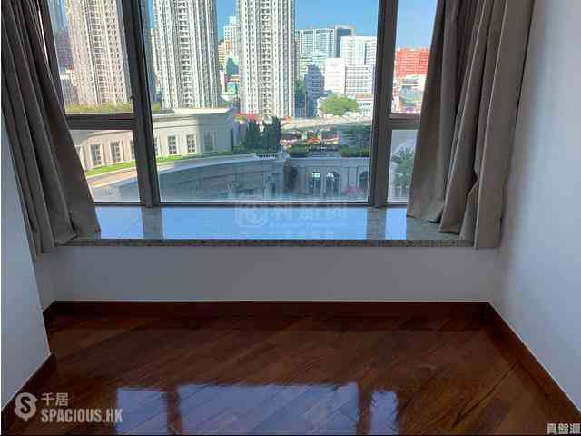Yau Ma Tei - The Coronation Tower 2 04