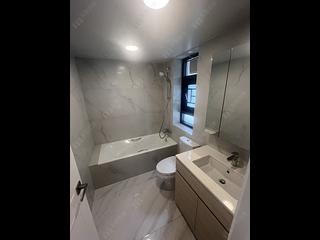 Mid Levels Central - Macdonnell House 06