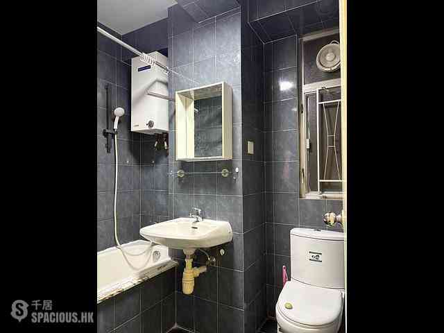 North Point - Tsing Wan Building 08