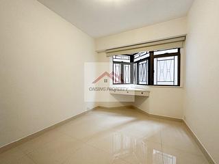 Mid Levels Central - Po Yue Yuk Building 05