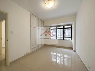 Mid Levels Central - Po Yue Yuk Building 06