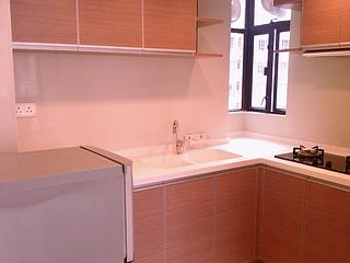 Soho - Cameo Court 02