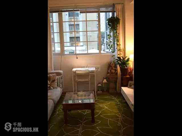 Sheung Wan - 19-21, Tung Street 02