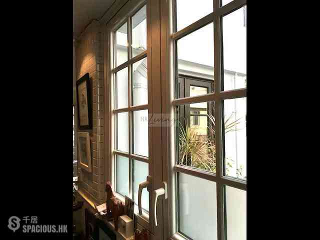 Sheung Wan - 19-21, Tung Street 05