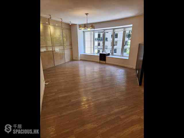 Mid Levels Central - Tregunter Tower 3 01