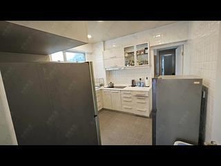 Mid Levels Central - Pearl Gardens Block EF 11