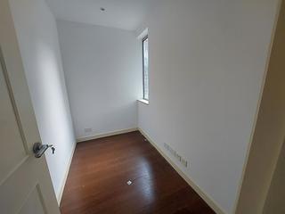 Mid Levels Central - Rose Gardens 17