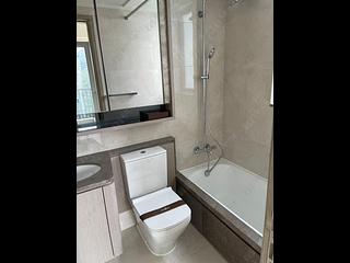 Wong Chuk Hang - The Southside Phase 1 Southland Tower 2A 08