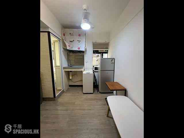 Tsim Sha Tsui - Long Kee Mansion 01