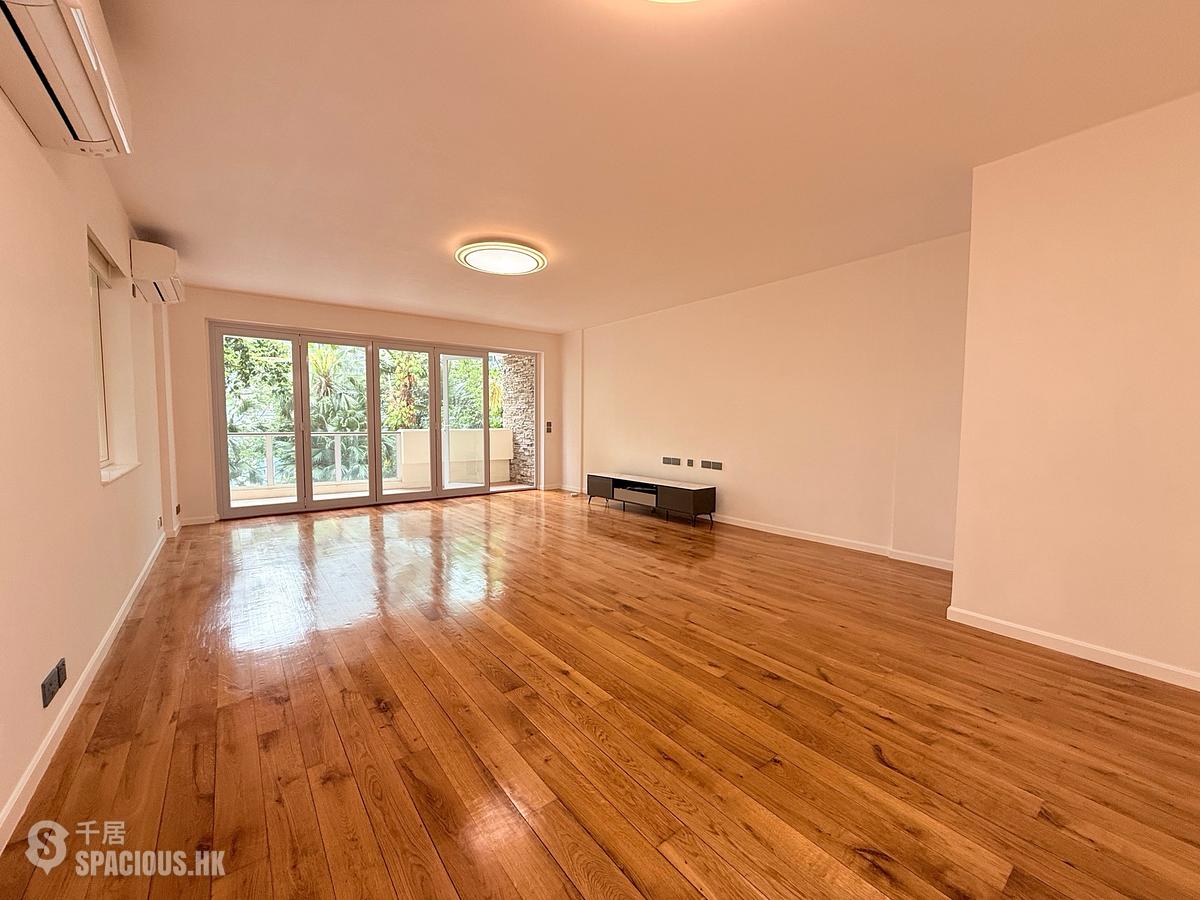 Mid Levels Central - Glory Mansion 01